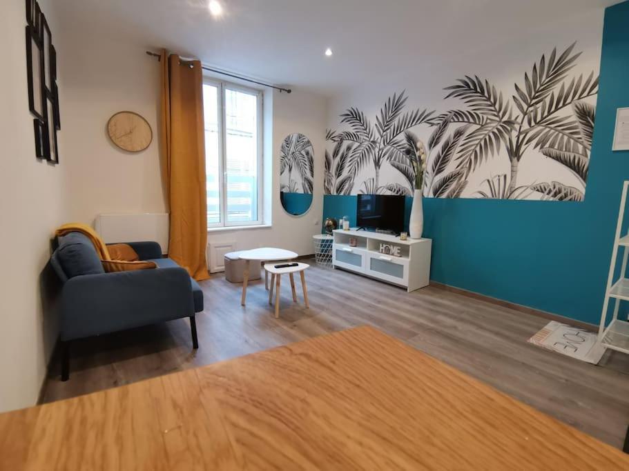 Blue Corner Chateau-Thierry Bagian luar foto